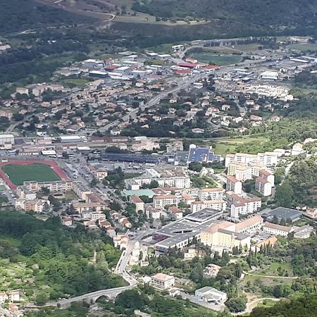 charmant studio dans résidence neuve et calme Corte  Exterior foto